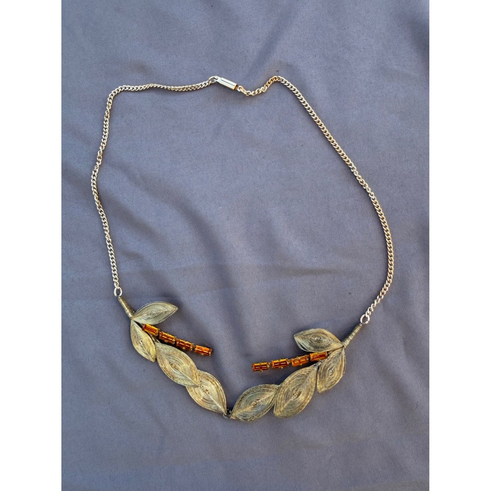 Vintage Mid Century Gold Tone Wire Spun Leaf Necklace Amber Rhinestone Collar